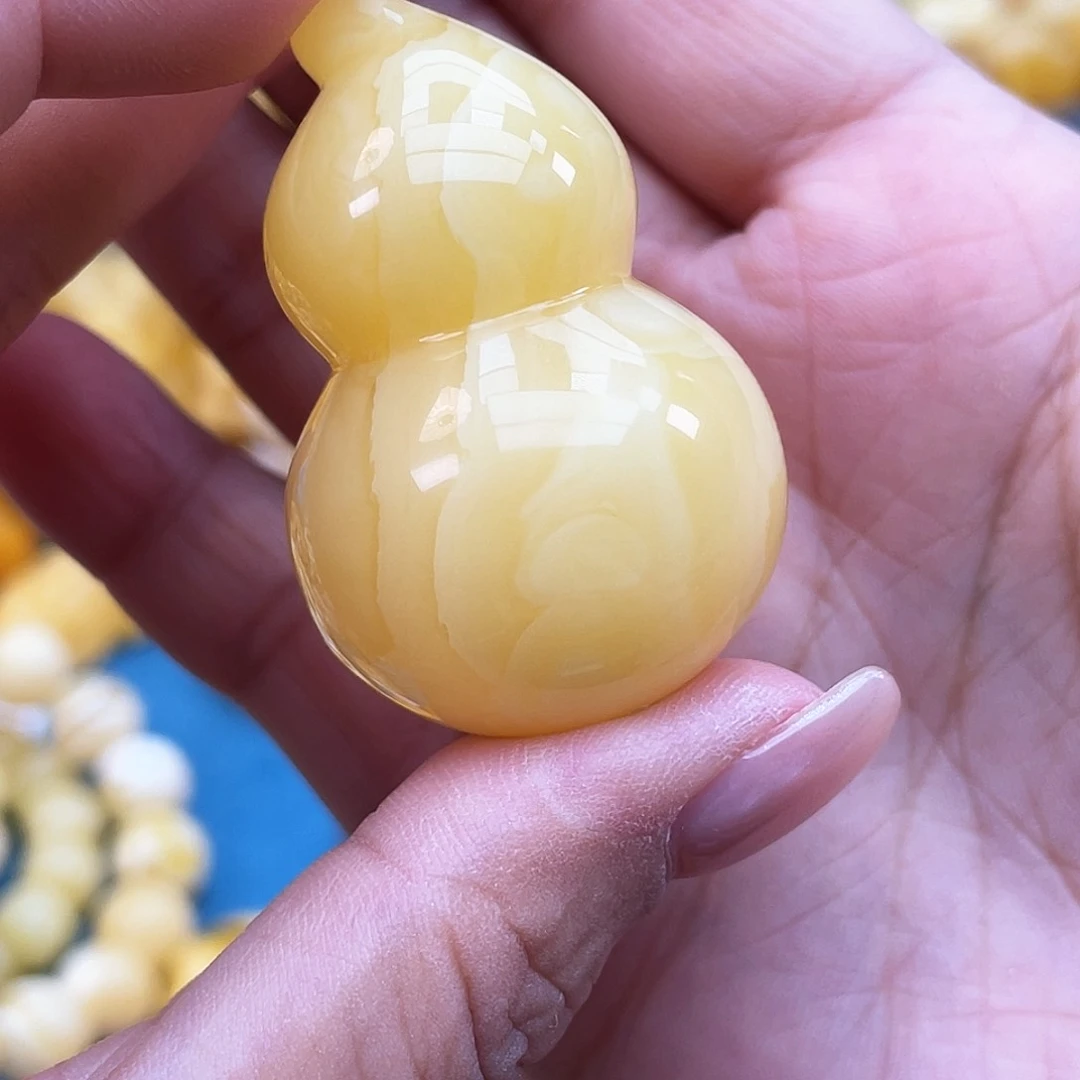 未镶嵌琥珀珠宝奇石琥珀h52