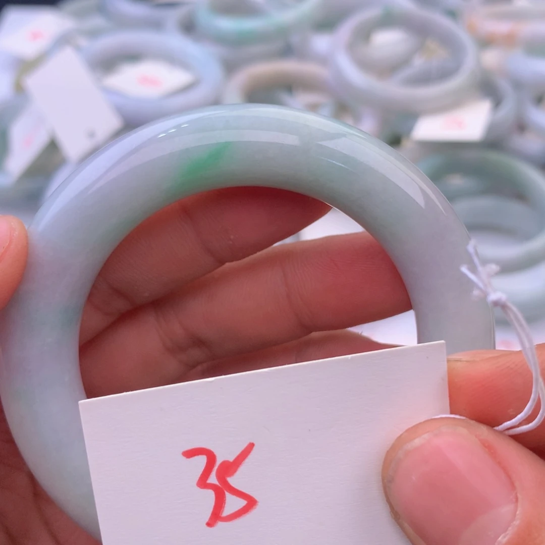 翡翠手镯未镶嵌45588888888888