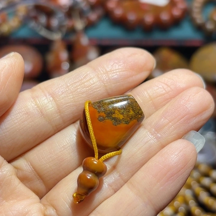 玛瑙/玉髓吊坠(不含链)未镶嵌回**年