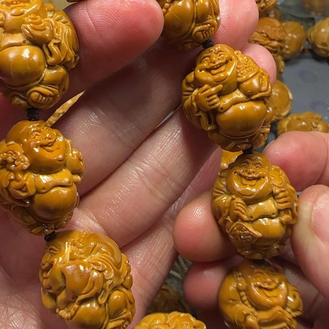 橄榄核吊坠帝王弥勒