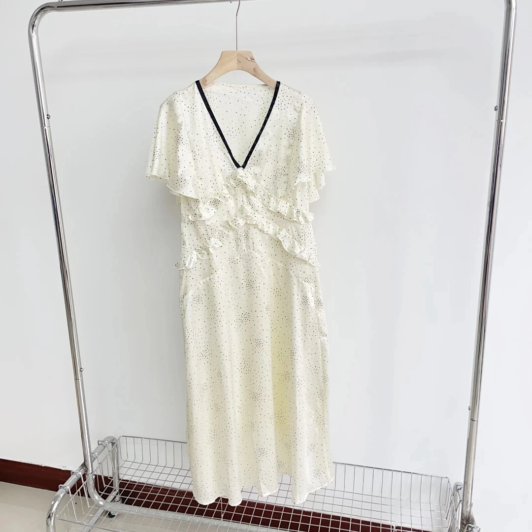 N231 滑溜溜白色木耳边休闲连衣裙