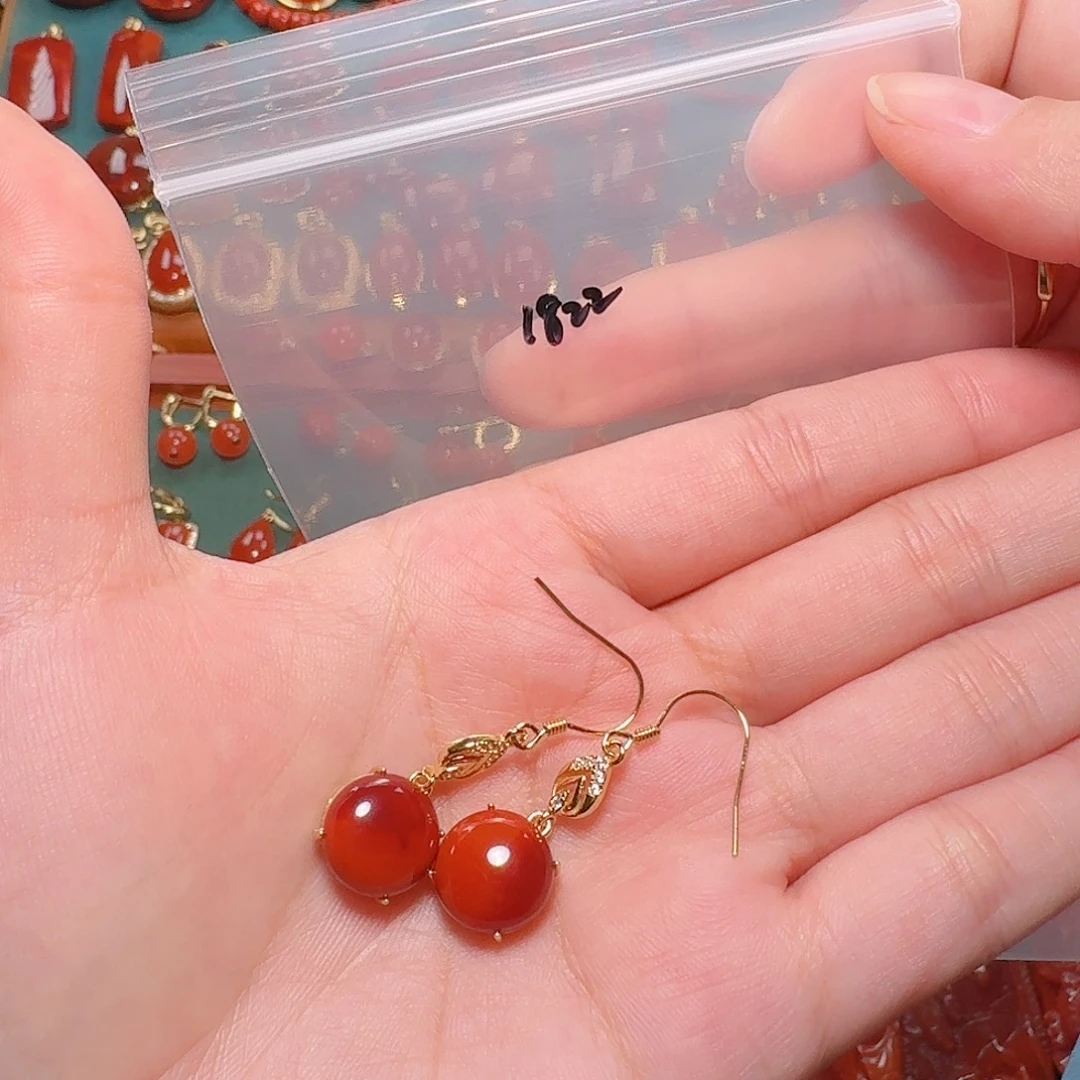 南红玛瑙银S925镶嵌耳饰