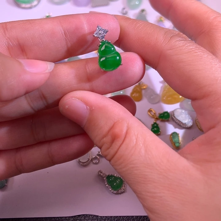 翡翠银S925镶嵌颈饰