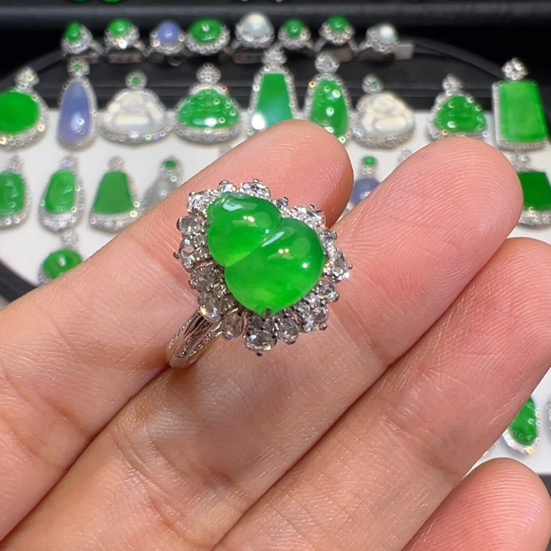 翡翠戒指18K金镶嵌收到货48小时鉴赏期