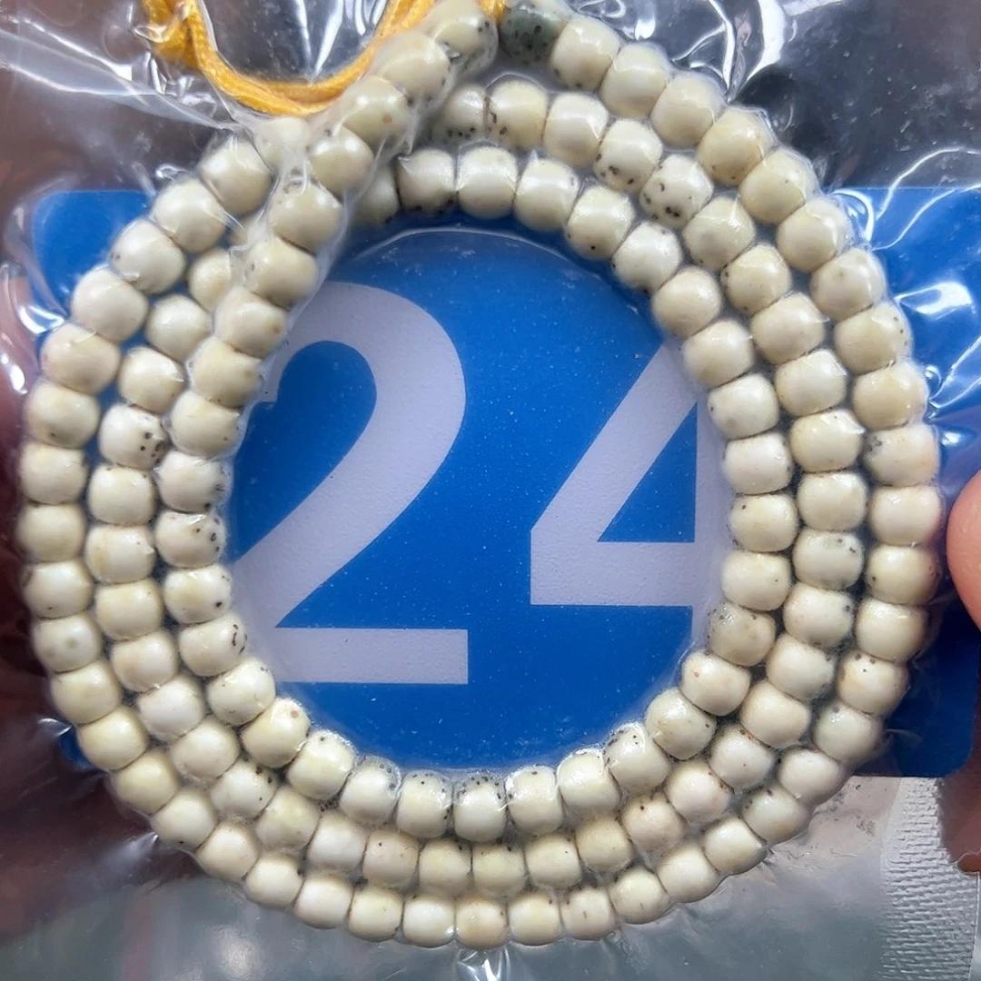 星月菩提吊坠65小毕业。   24