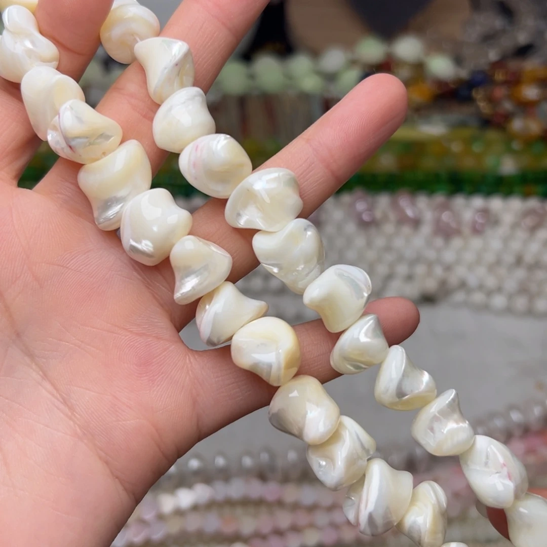 玛瑙/玉髓合金珠宝半成品W770。14.4mm天然老鱼骨随形一条