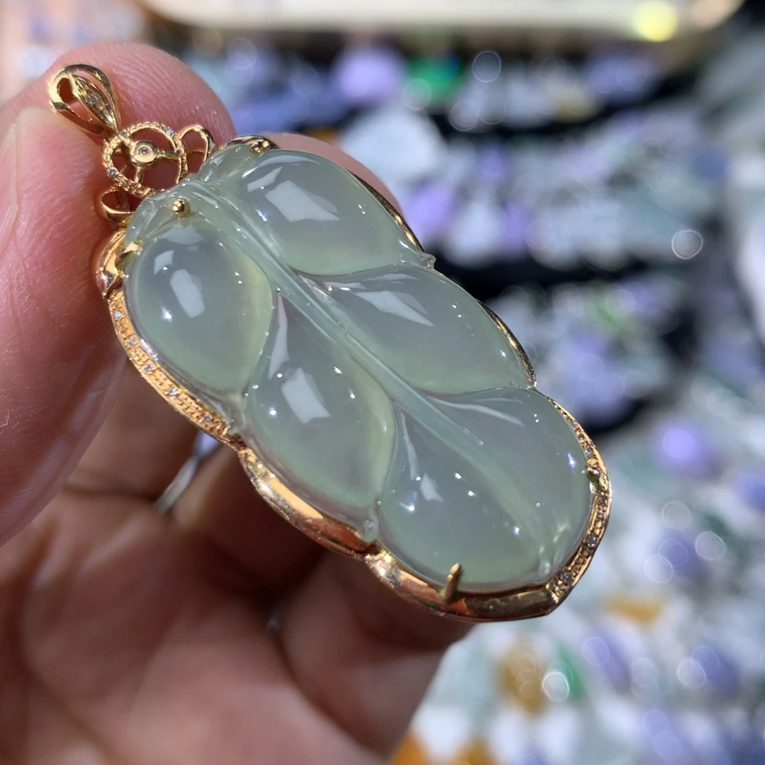 翡翠18K金镶嵌吊坠(不含链)