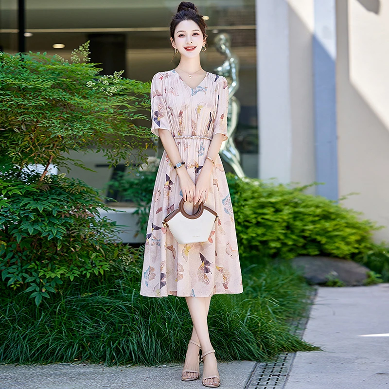 财阀千金法式碎花连衣裙女2025轻奢高级感气质收腰显瘦中长款裙子