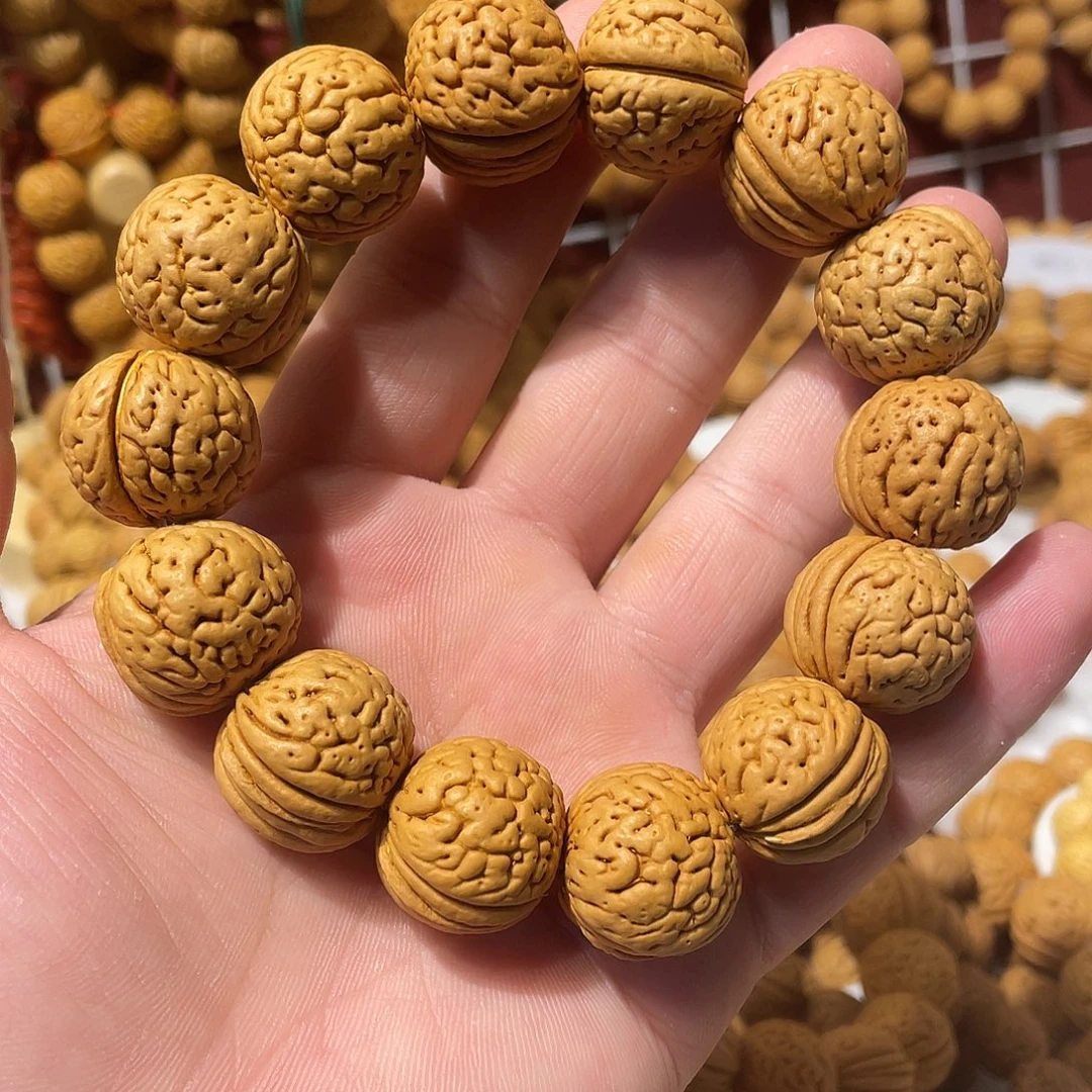 ****猪桃核手串福利手串