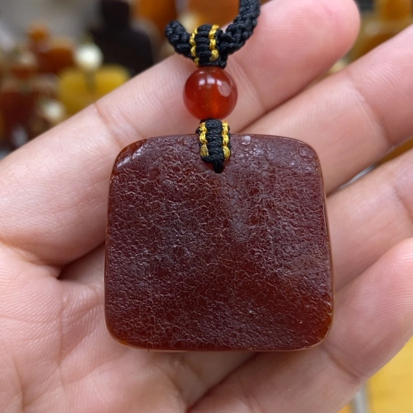 【闪购商品】琥珀颈饰未镶嵌