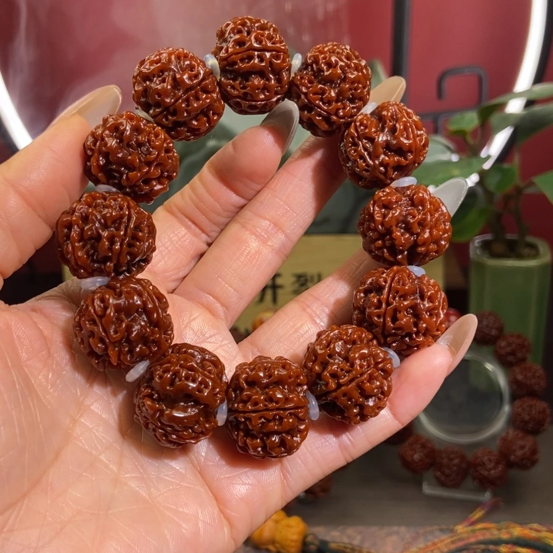 金刚菩提吊坠522 素。
