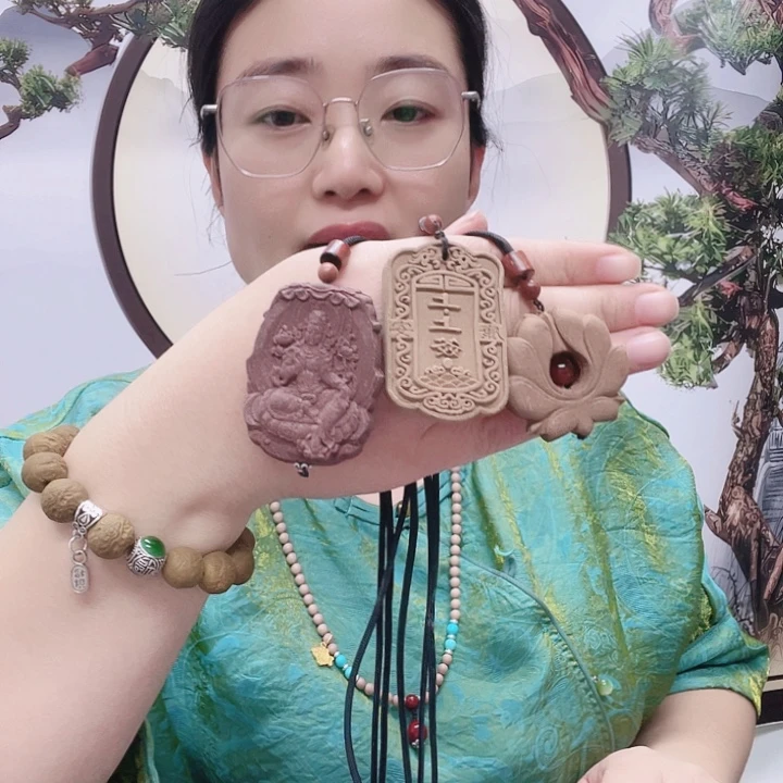 紫气东来绿度母➕上上签➕古莲花