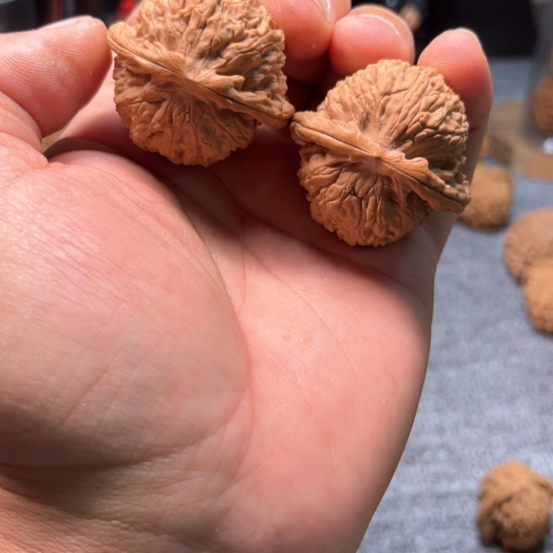 文玩核桃把件球白微修