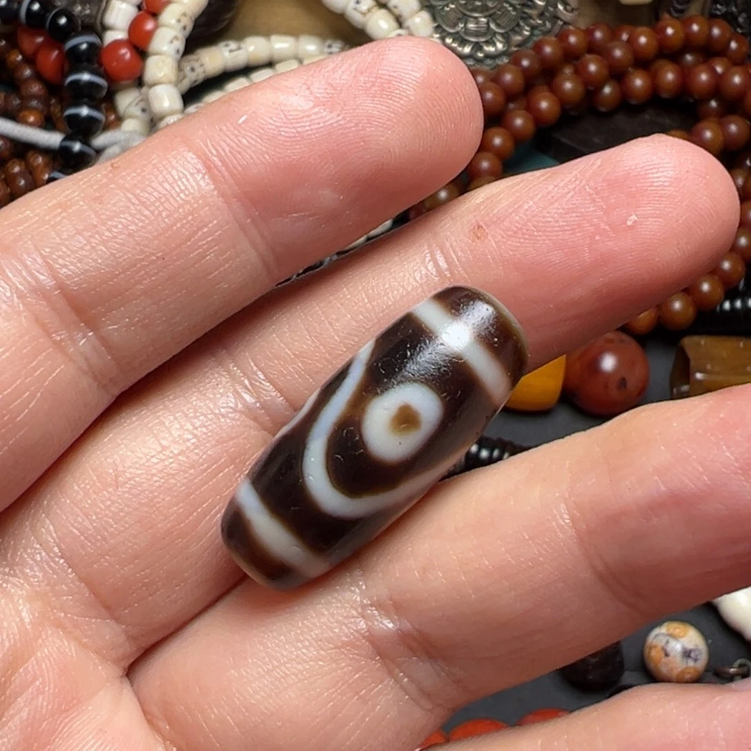 老挝石玄**卍手工雕刻制作技艺娴熟细致