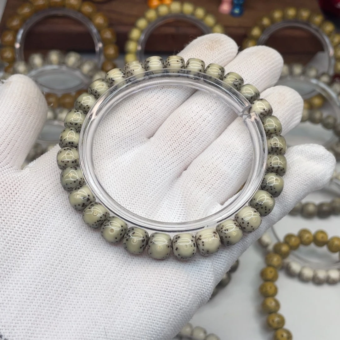 星月菩提手串8×7通体留白石玉料A16