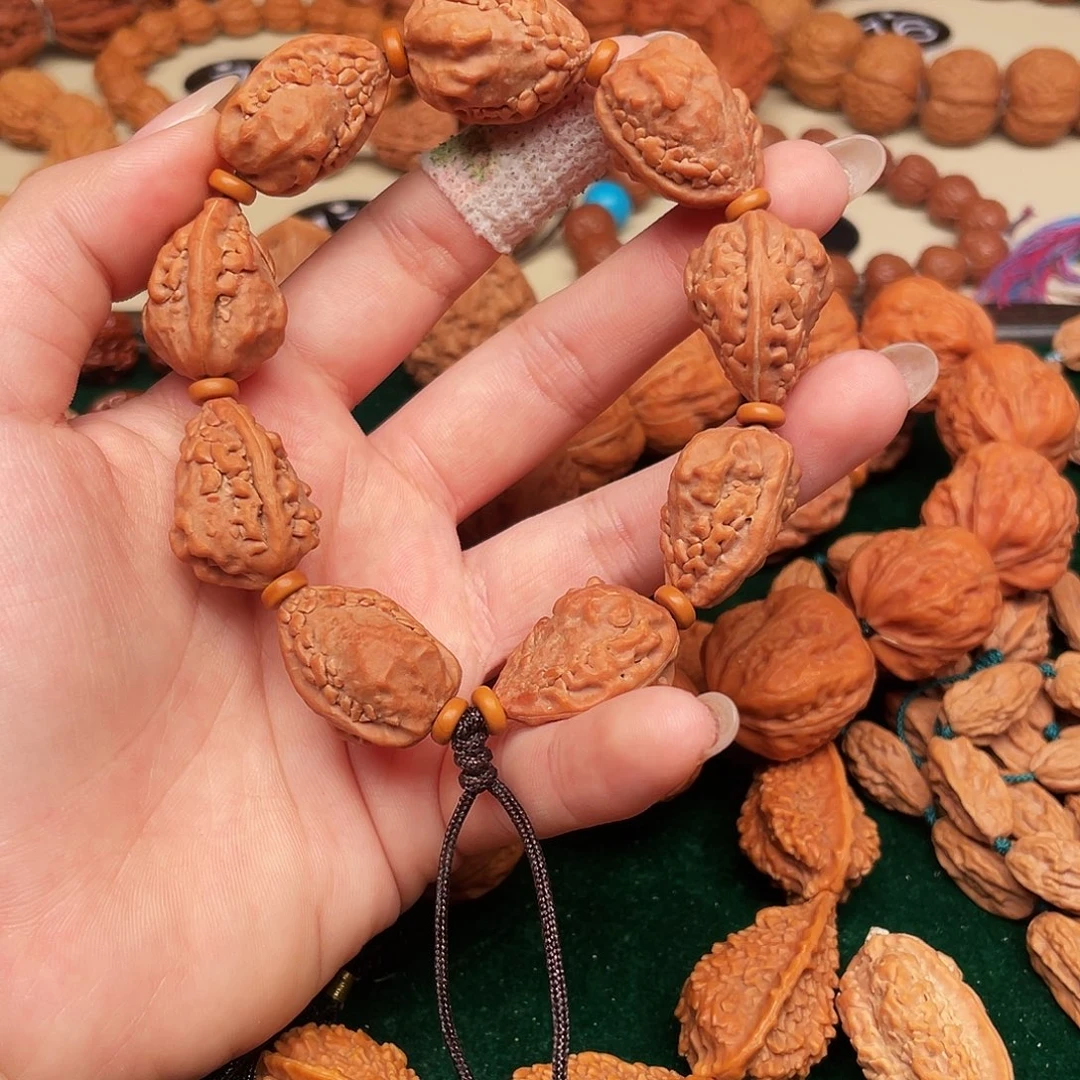 用***3吊坠文玩核桃异形