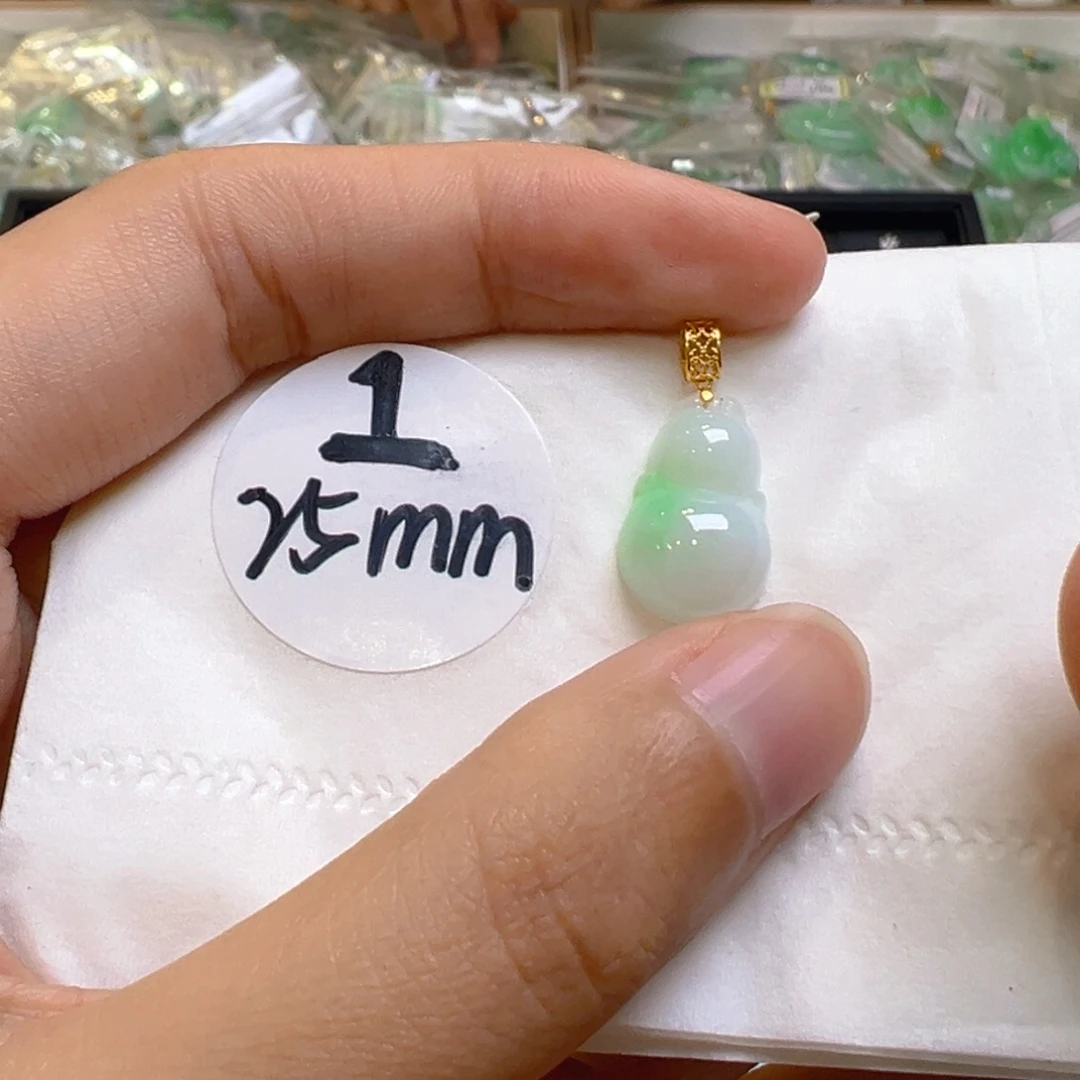 吊坠(不含链)18K金镶嵌翡翠