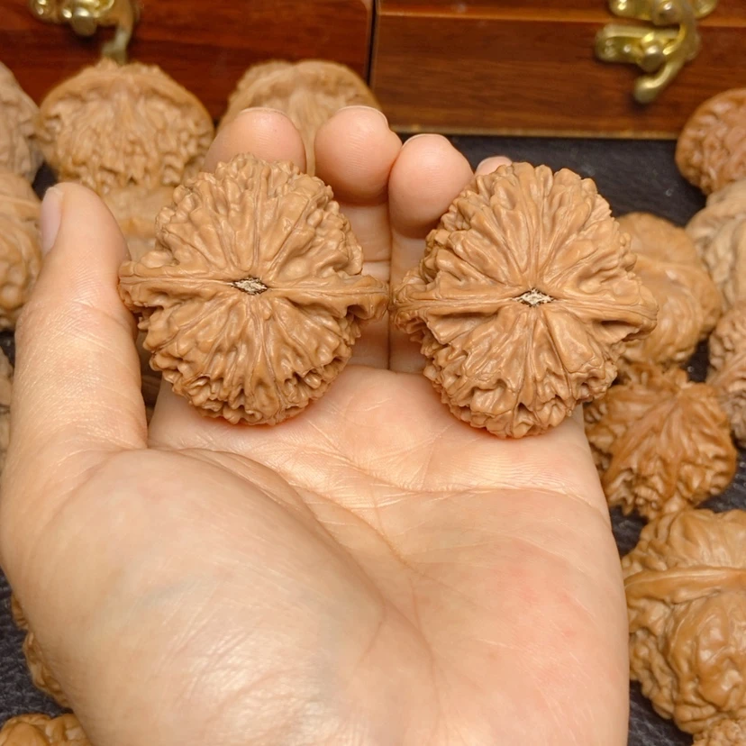 【闪购商品】吊坠文玩核桃用****6三棱纹42