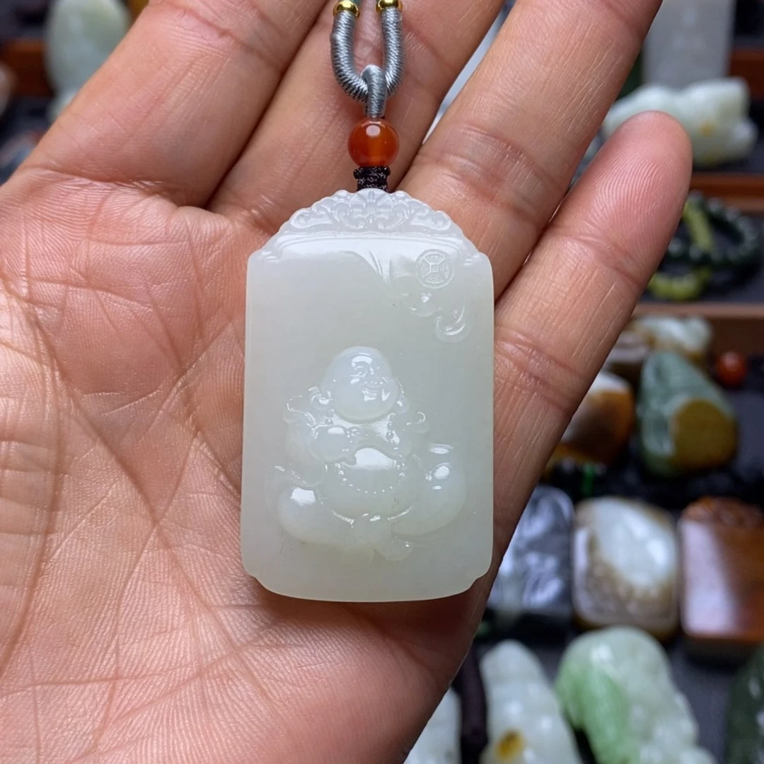 颈饰未镶嵌和田玉