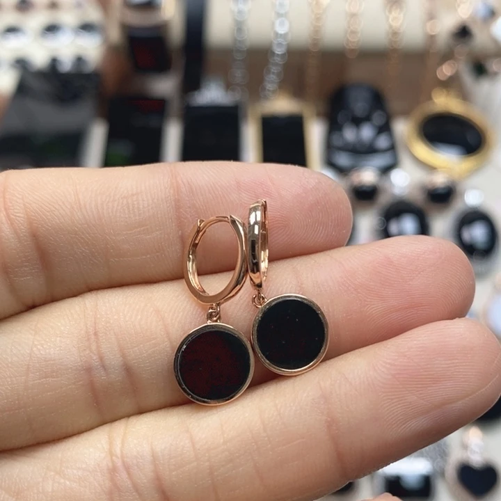 翡翠18K金镶嵌耳饰