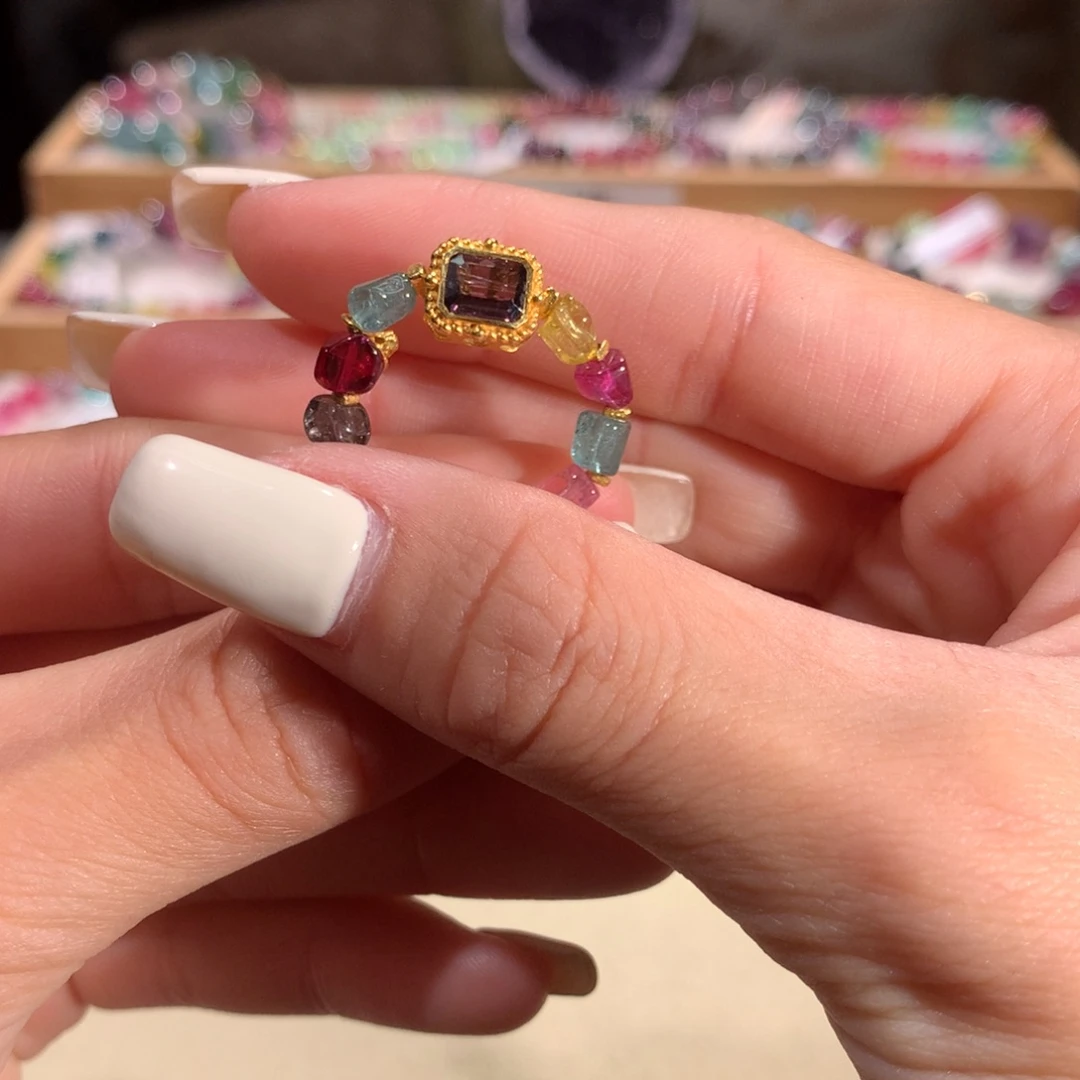 碧玺多样性发货一件未镶嵌