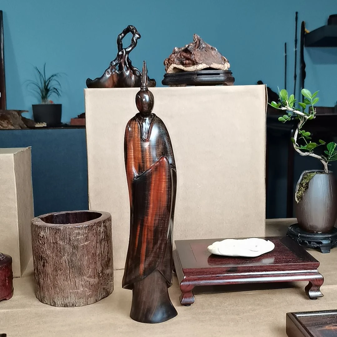 交趾黄檀（大红酸枝）笑*