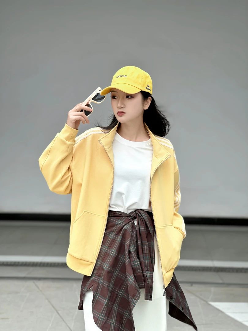 玛丝恩迪棒球外套两色可选