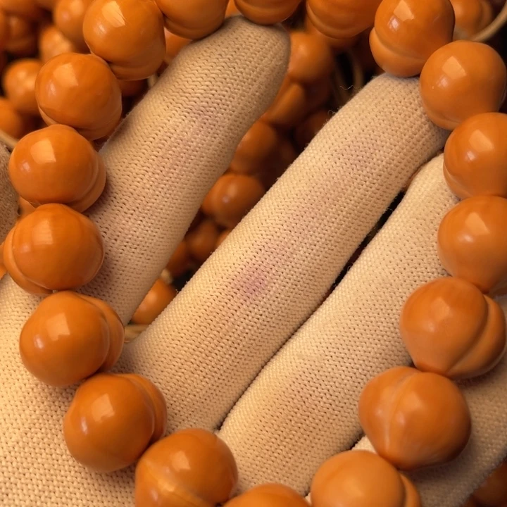 *****猴头核桃吊坠屁桃