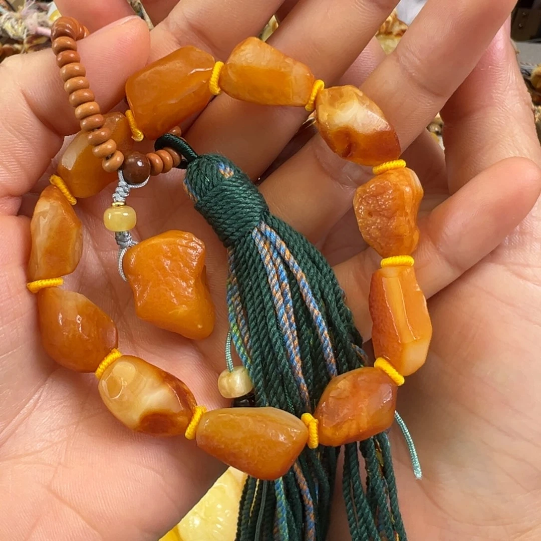 琥珀裸石未镶嵌蜜蜡