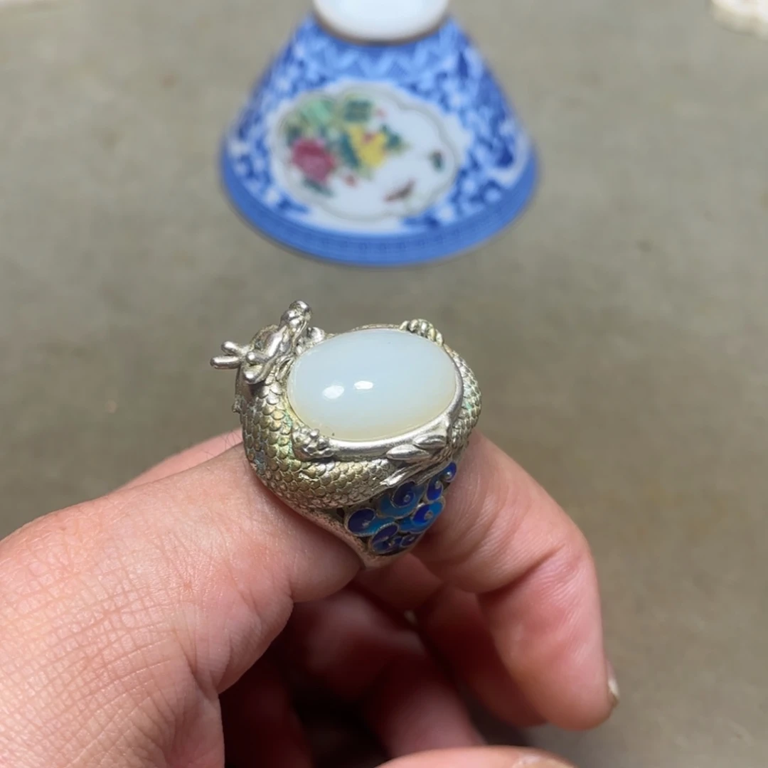 这个物件很老气啊