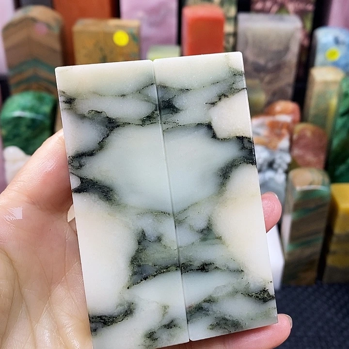 青田石印石云南石头