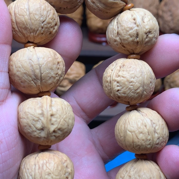 文玩核桃吊坠手串