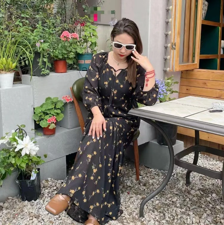 夏季收腰印花连衣裙单排多扣提花复古气质H型吸汗v领显瘦碎花