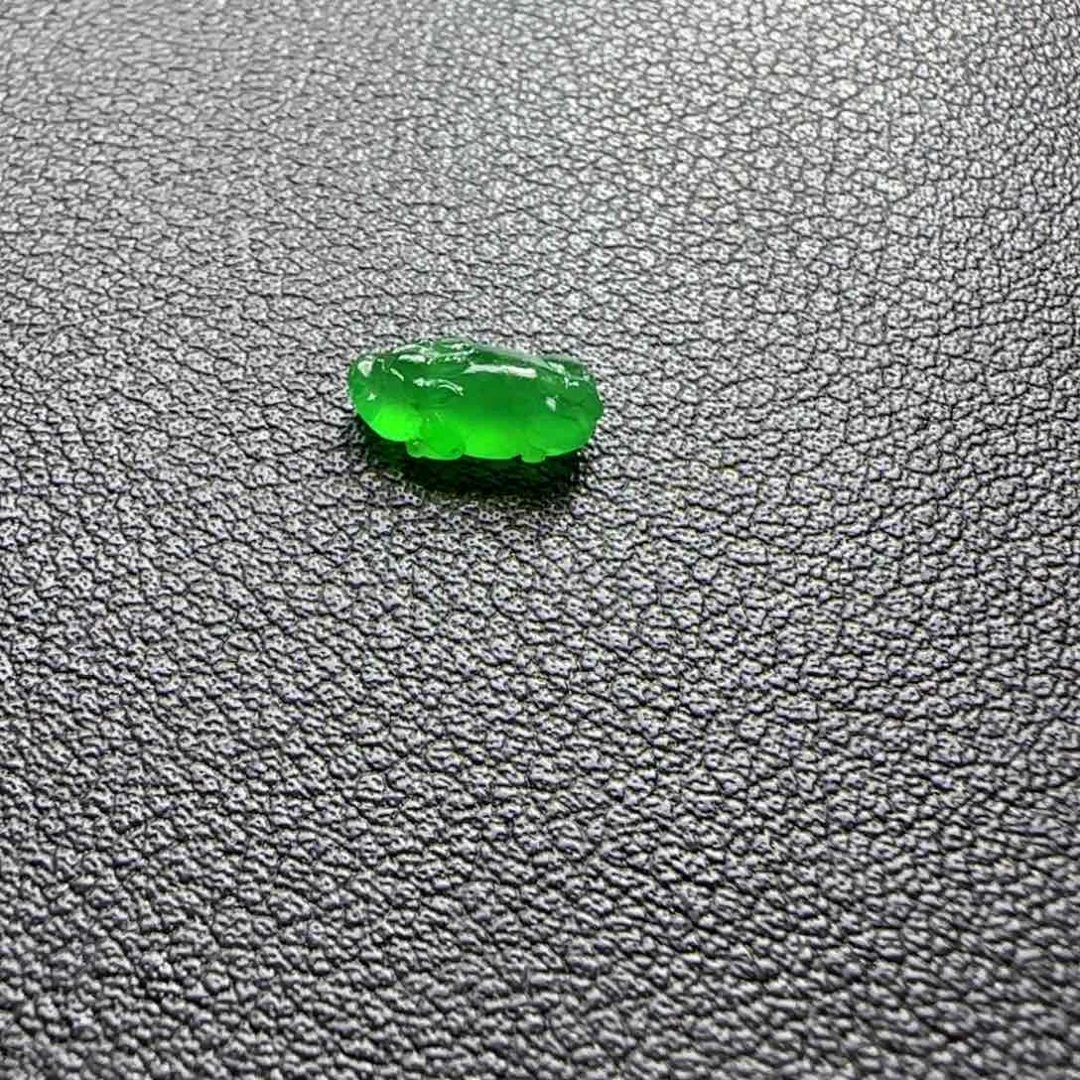 定制翡翠未镶嵌材料