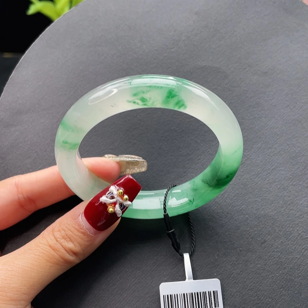 石英质玉手镯未镶嵌翔**.55