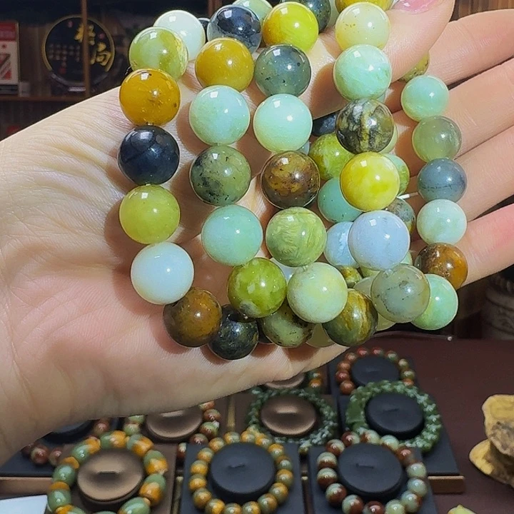 蛇纹石玉手串未镶嵌