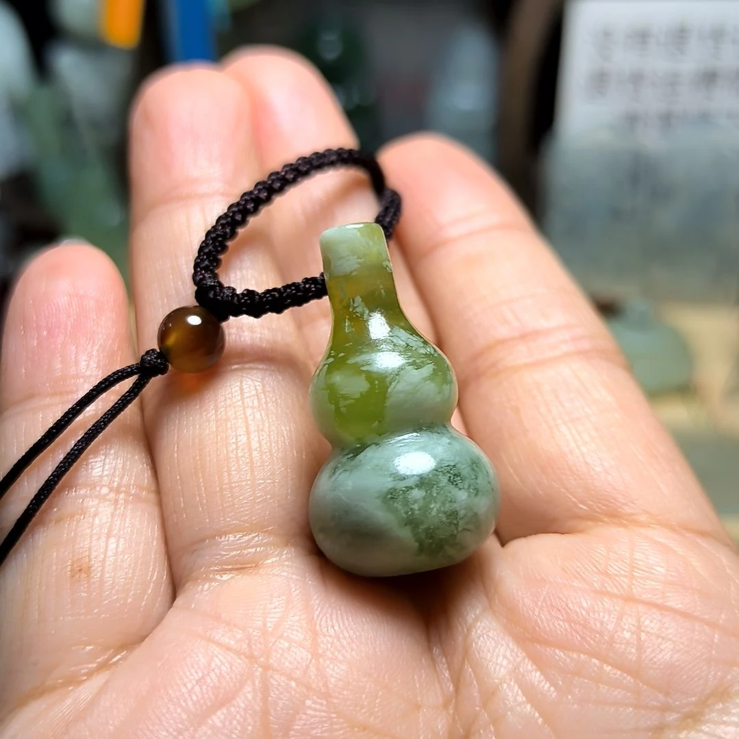 岫玉未镶嵌吊坠(不含链)
