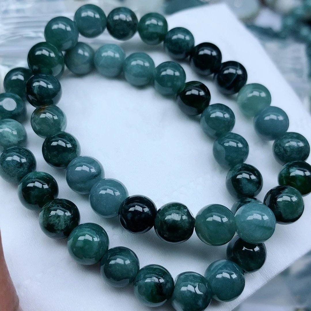 翡翠颈饰未镶嵌手串