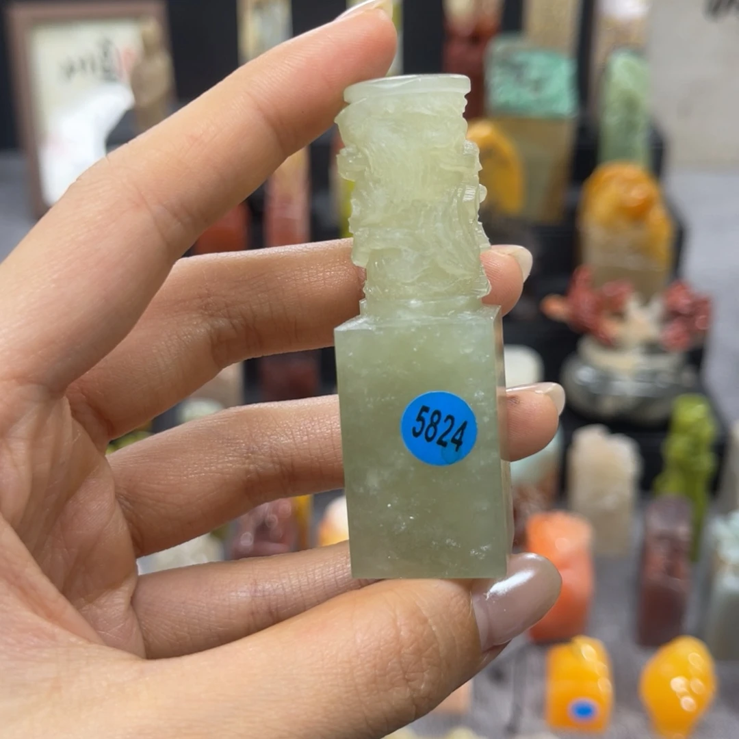 印石寿山石5824。