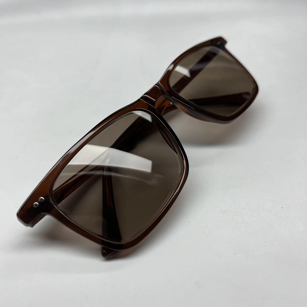 400弯冰山彩华士板材框天然水晶石头镜