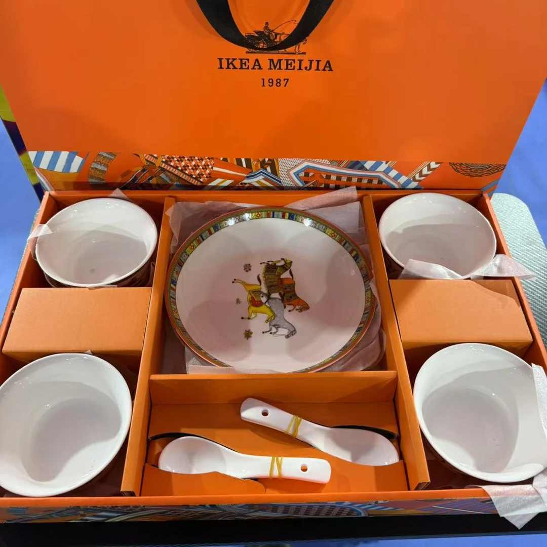 随机发餐具陶瓷碗盘套装礼盒装赠礼套家用乔迁喜礼暖房大气