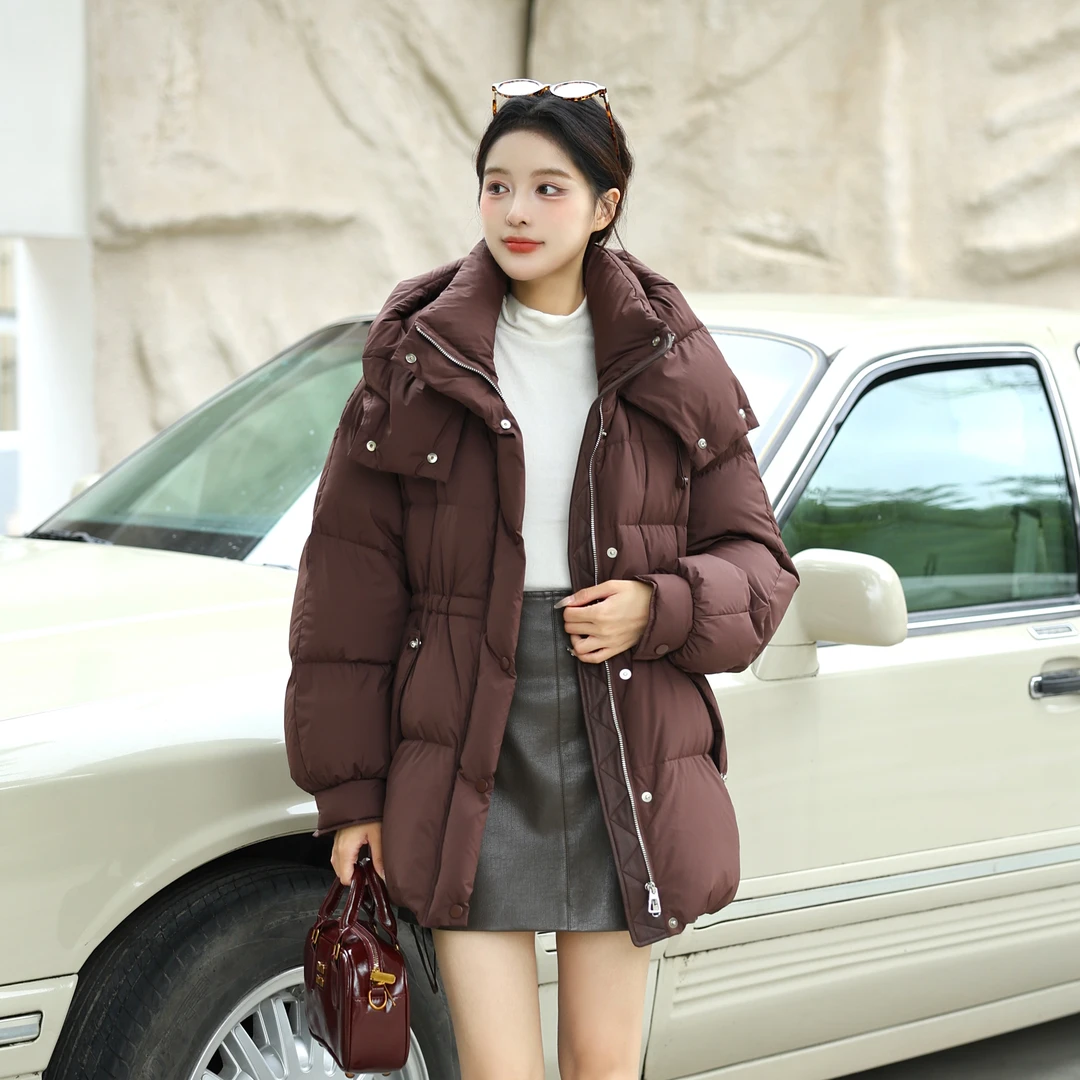 新款时尚潮流连帽羽绒服女外套秋冬保暖女士上衣241095