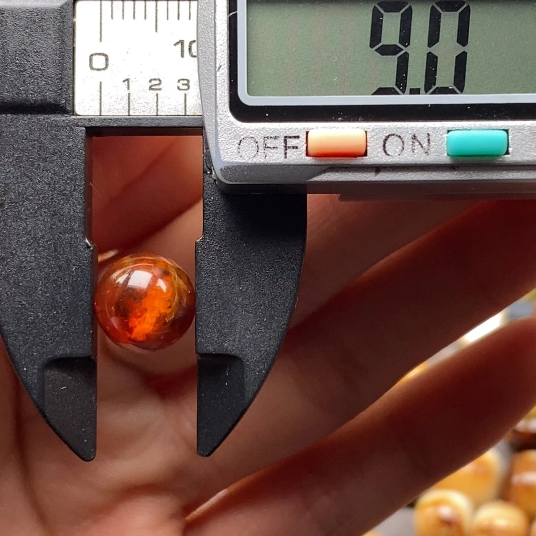 琥珀未镶嵌耳饰圆珠