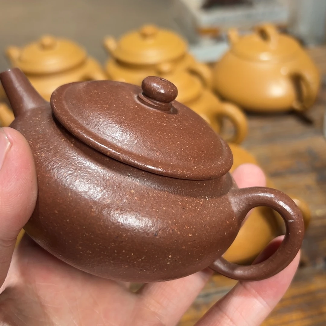 紫砂茶壶紫砂的味道很浓