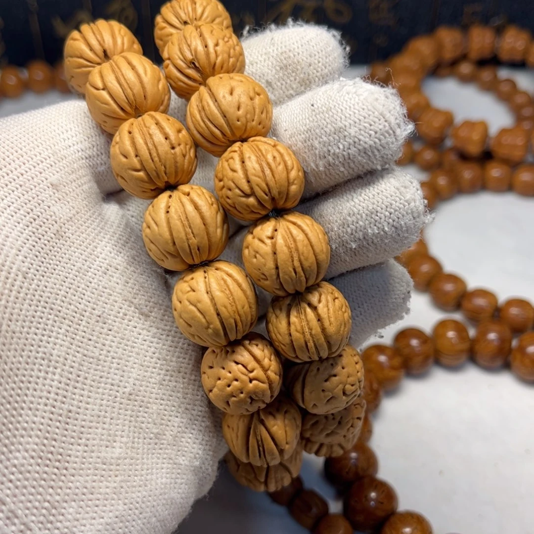 安***脑纹桃核，一条又瑕疵