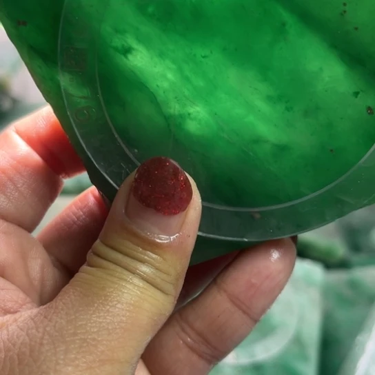 钢***镚定制石英质玉（非洲翠）非洲翠手镯板材定制