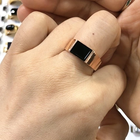 18K金镶嵌戒指翡翠?****?缅甸天然A货翡翠