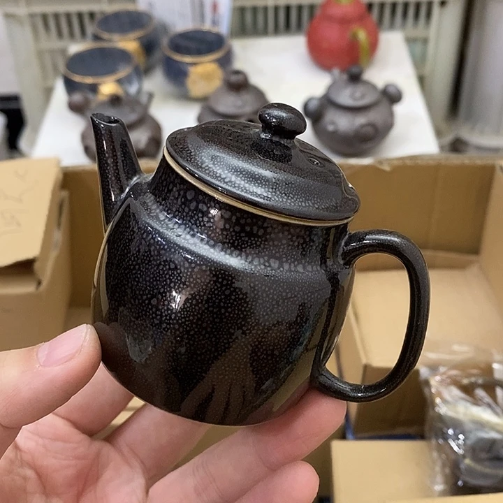 陶瓷艺术品及陶瓷制品