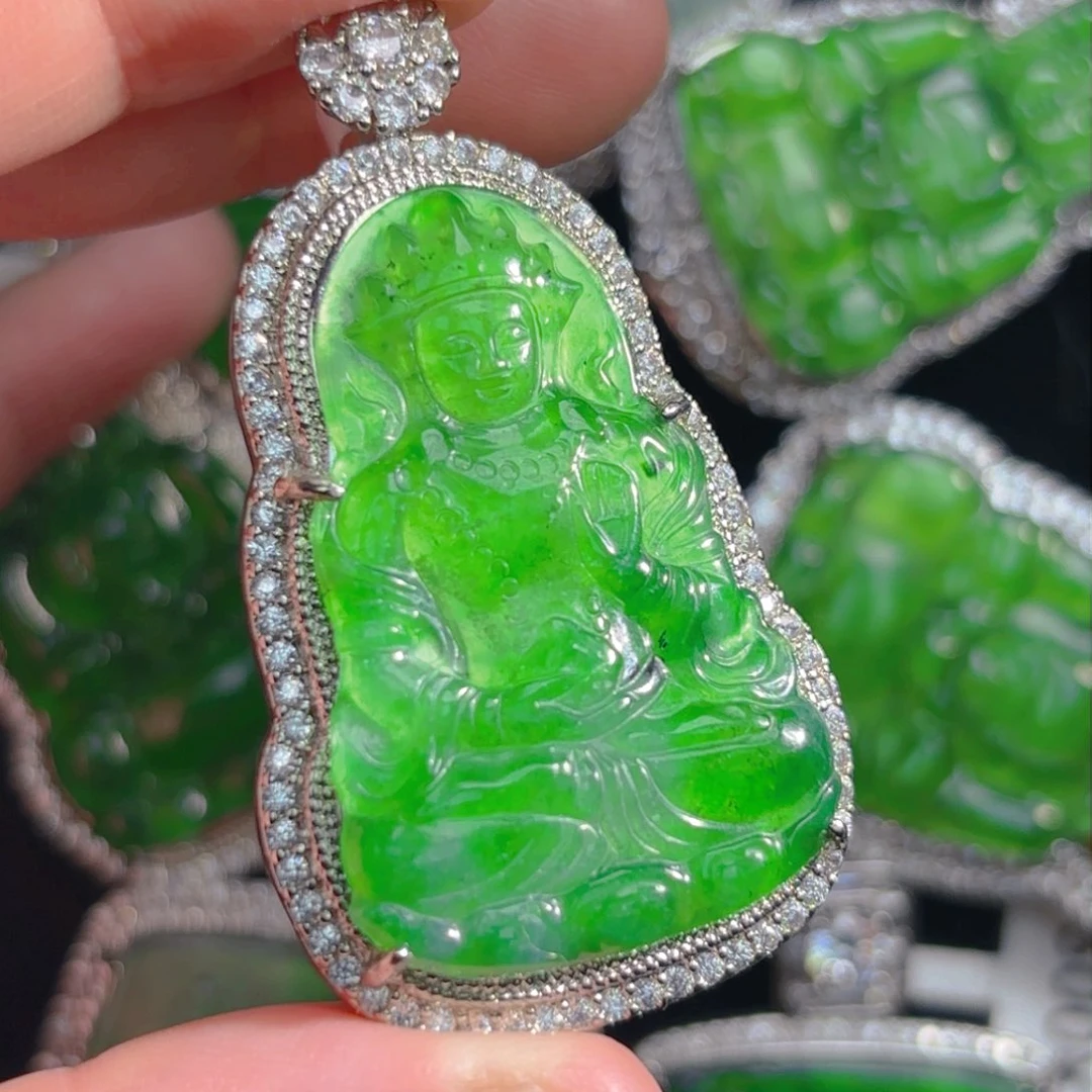 翡翠颈饰未镶嵌观音