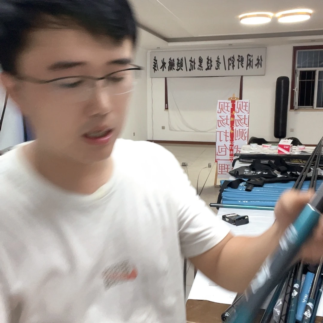 碳素休闲野钓28钓6.3米